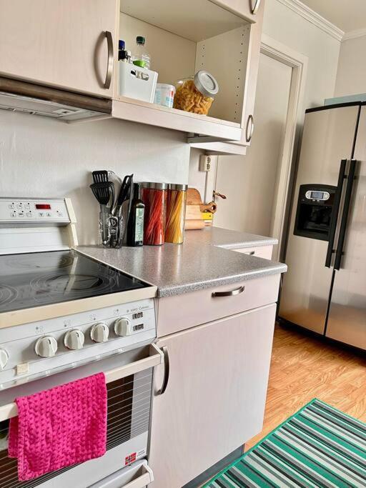 Ferienwohnung Unik Jugend Leilighet I Sentrum Ålesund Exterior foto